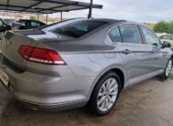 VOLKSWAGEN Passat Advance 2.0 TDI 110kW 150CV 4p.