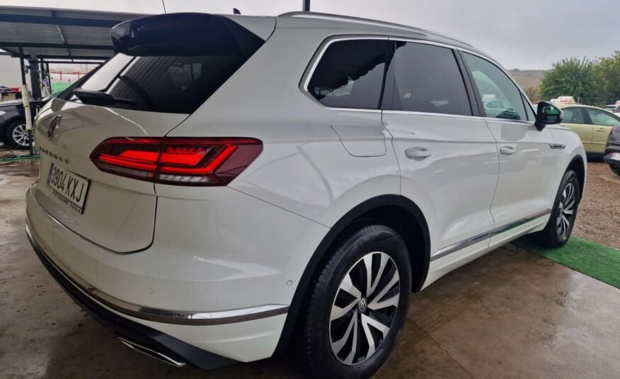 VOLKSWAGEN TOUAREG Premium 3.0 TDI 170kW 231CV Tip 4Mot 5p.