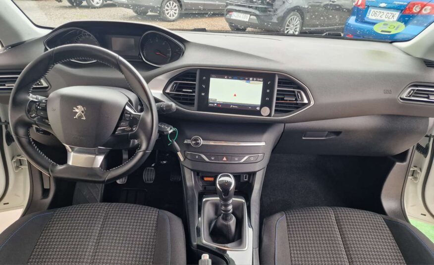 PEUGEOT 308 5P Style BlueHDi 100 SS 6 Vel. MAN 5p.