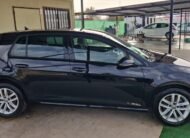 VOLKSWAGEN GOLF Advance 1.6 TDI