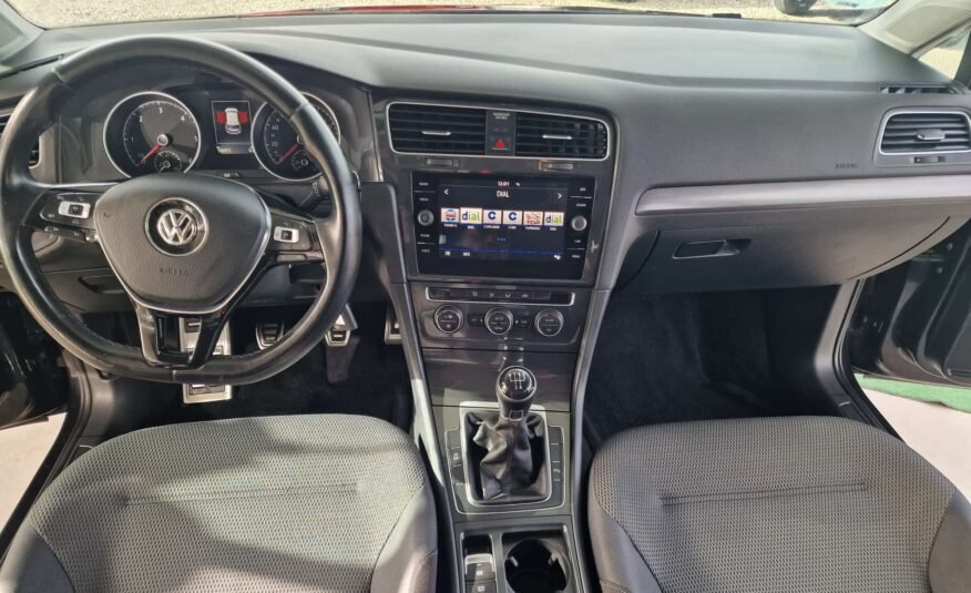 VOLKSWAGEN GOLF Advance 1.6 TDI