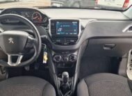 PEUGEOT 208 Signature 1.2L PureTech