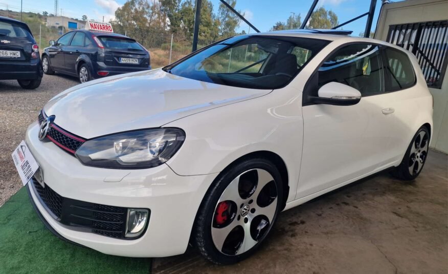 VOLKSWAGEN GOLF VI 2.0 TSI GTI